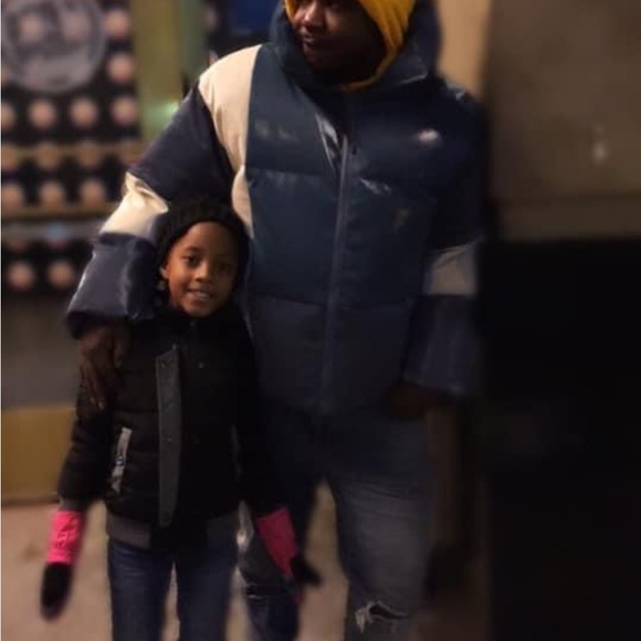 Very rare coat I promise u won’t see no one with it super luxury - Picture 4 of 9